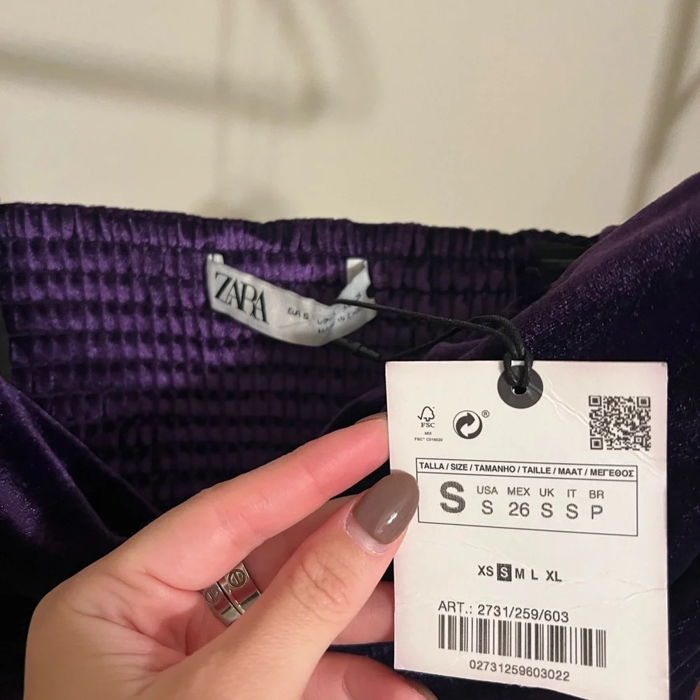 Zara Purple Velvet Embellished Top - Picture 3 of 4